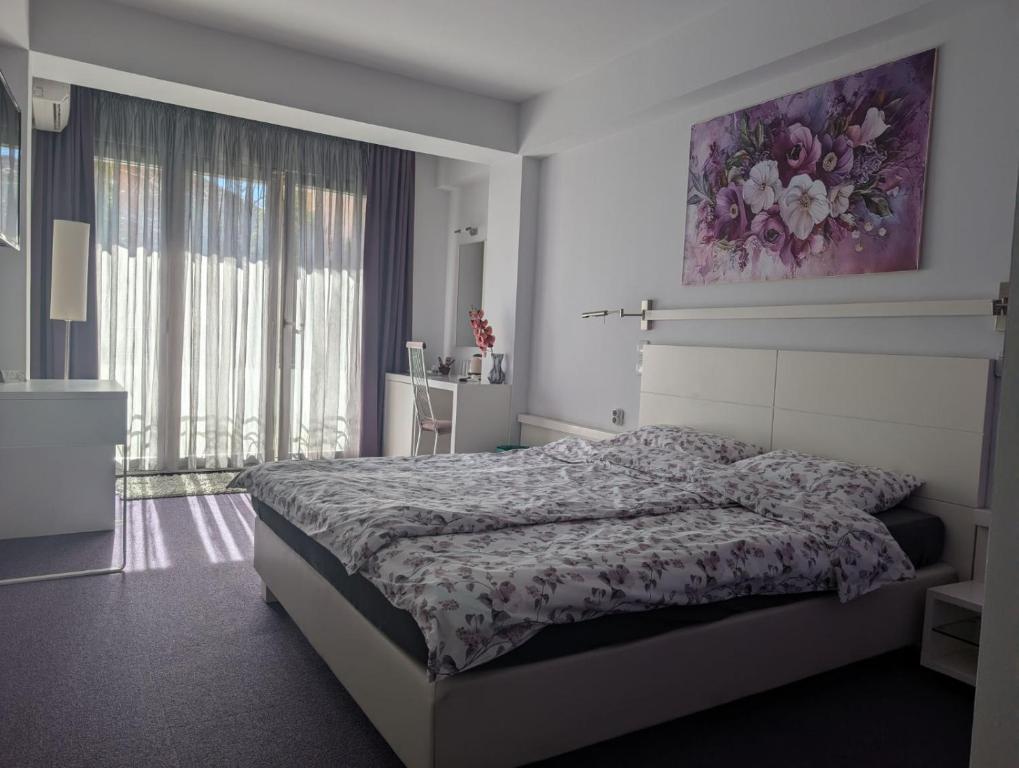 Violet Stay apartment in Skopje - comfortable accommodation